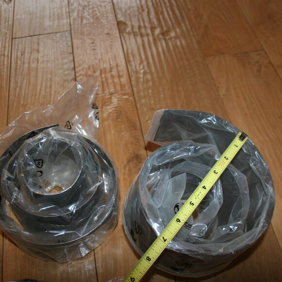 Rezek Spiral Pendants / Ron Rezek Lighting - Picture 8 of 10